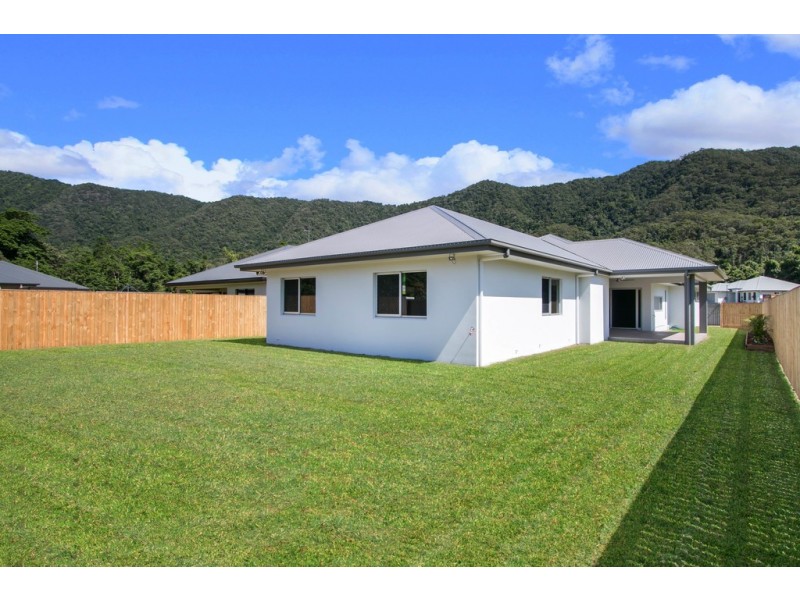 8 Elderberry Avenue, Bentley Park QLD 4869