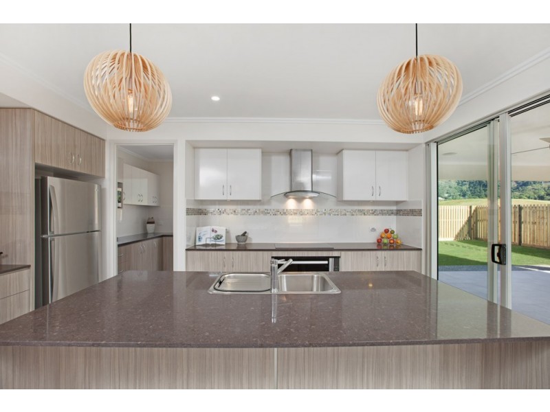 19 Woodlock Drive, Edmonton QLD 4869