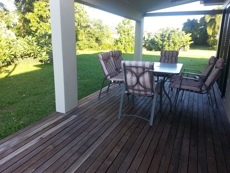 8 Dalgleish Street, Kurrimine Beach QLD 4871