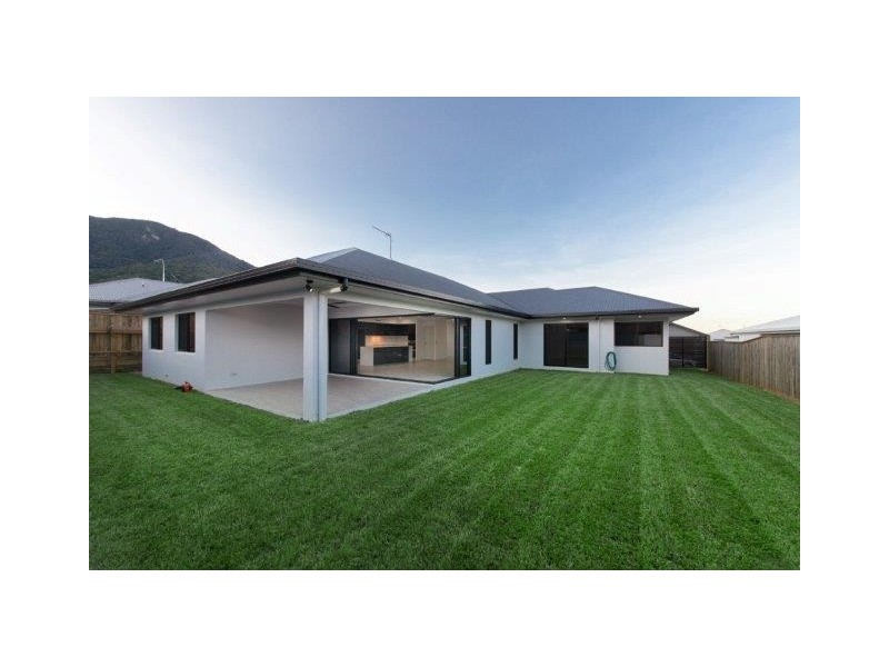 53 Springbrook Avenue, Redlynch QLD 4870