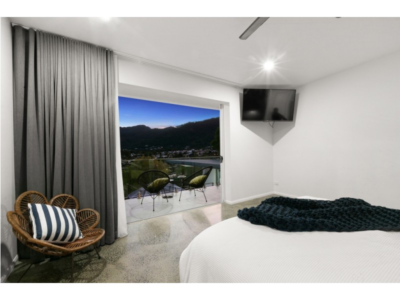 35 Koppen Terrace, Mooroobool QLD 4870