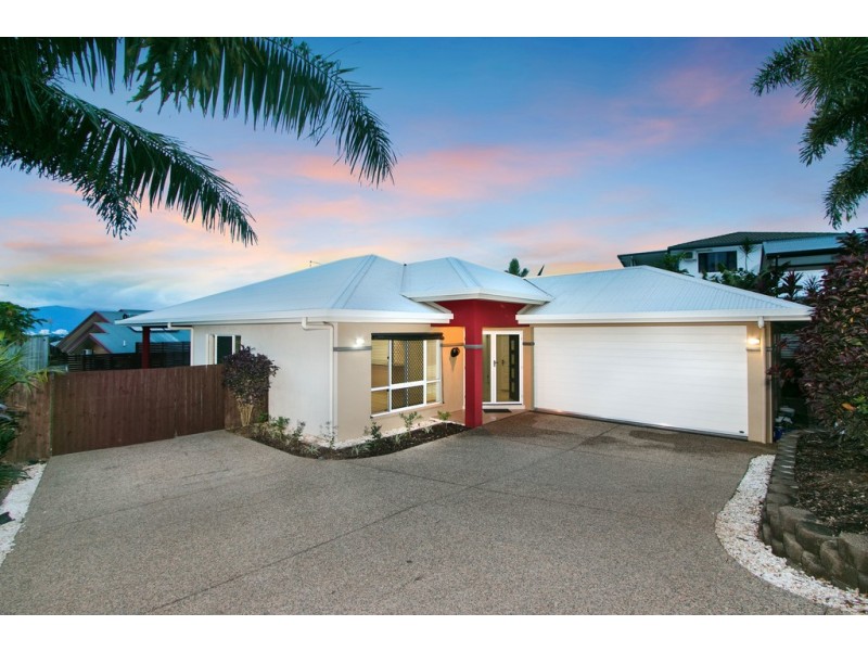122 McFarlane Drive, Kanimbla QLD 4870