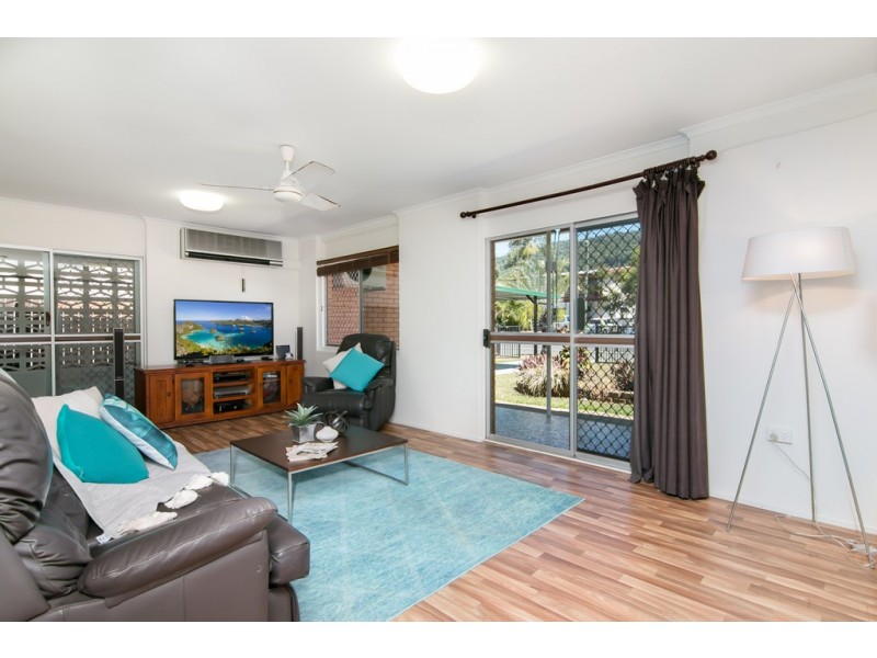 179 Greenslopes Street, Edge Hill QLD 4870