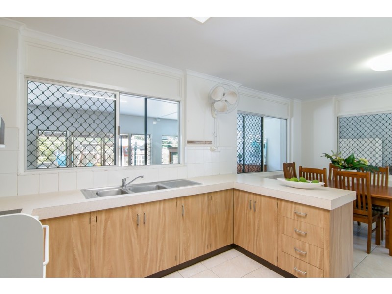 179 Greenslopes Street, Edge Hill QLD 4870