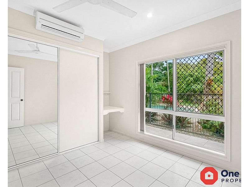 7 Raphis Close, Kamerunga QLD 4870