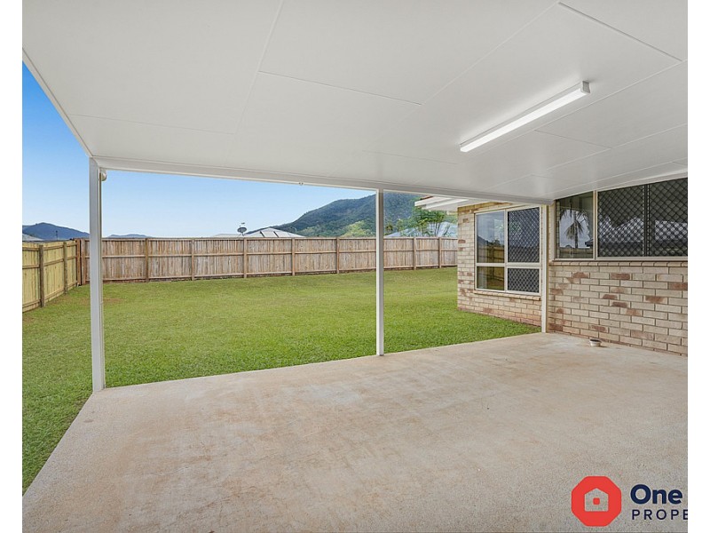 37 Village Terrace, Redlynch QLD 4870