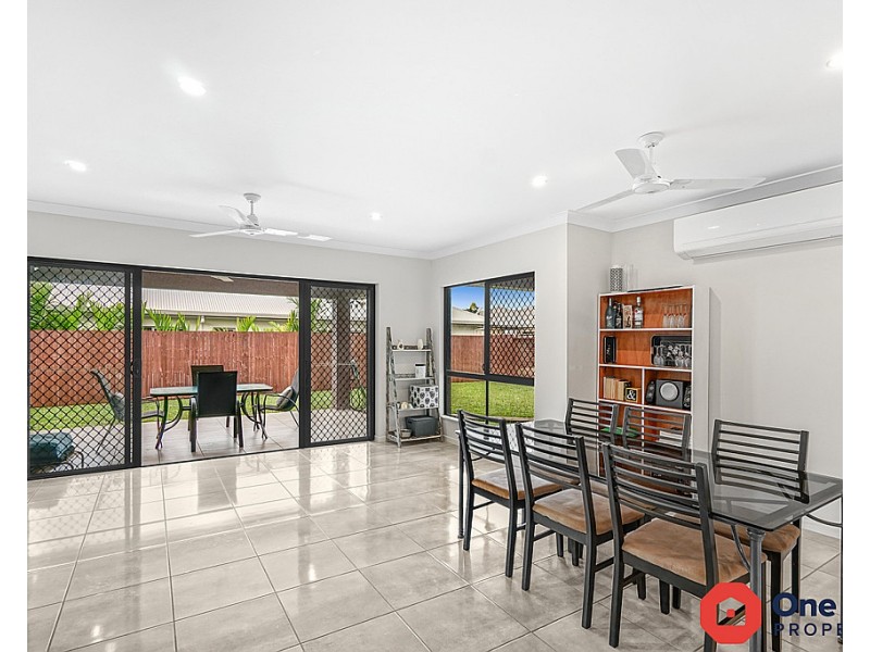 25 Perserverance Street, Redlynch QLD 4870