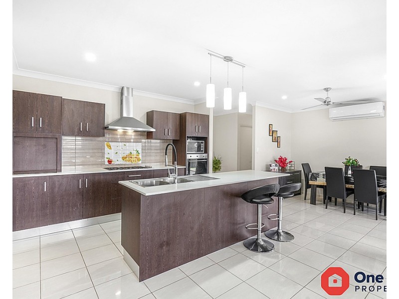 26 Halifax Drive, Redlynch QLD 4870