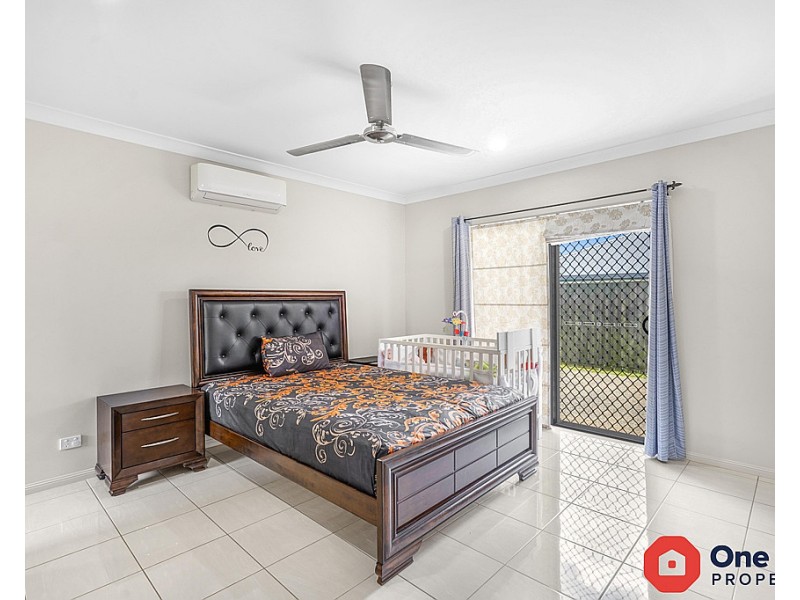26 Halifax Drive, Redlynch QLD 4870
