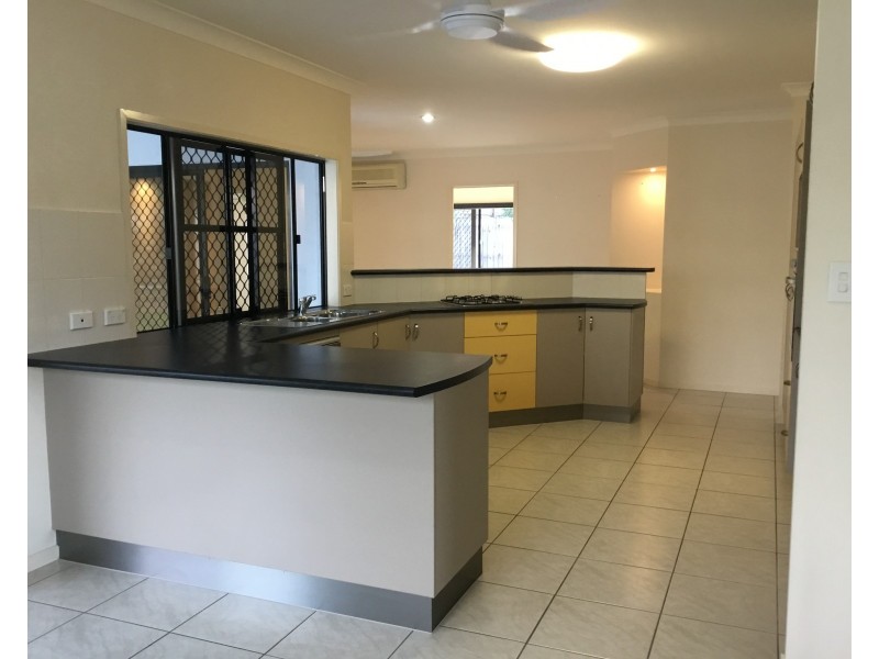 13 Milko Close, Brinsmead QLD 4870