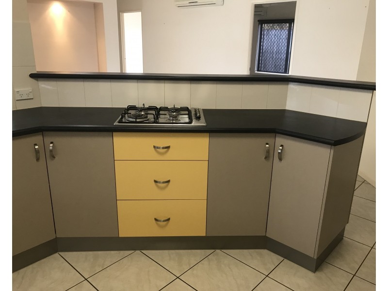 13 Milko Close, Brinsmead QLD 4870