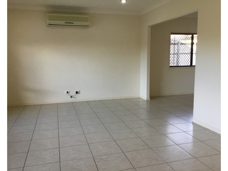 13 Milko Close, Brinsmead QLD 4870