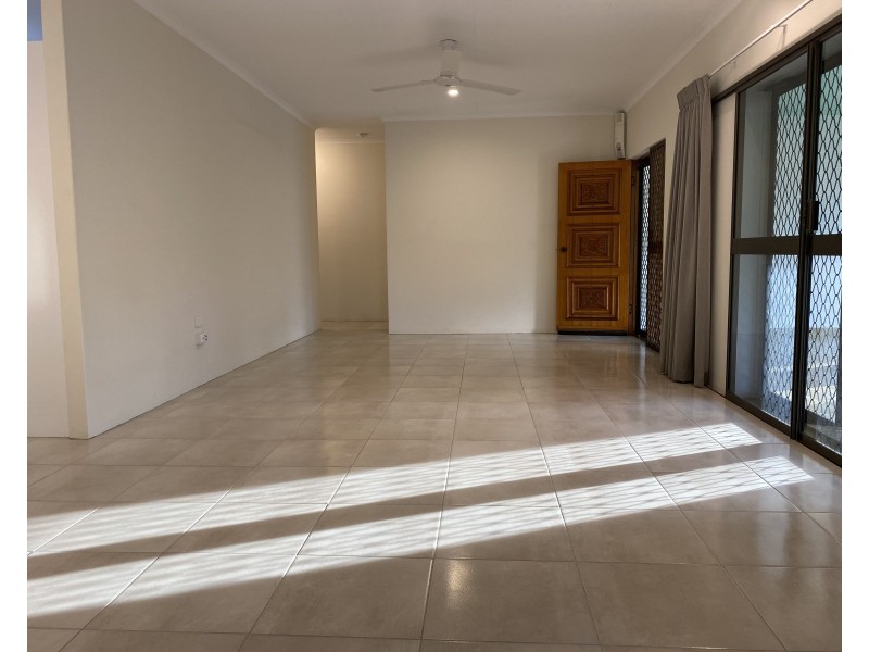 9 Deanna Street, Woree QLD 4868