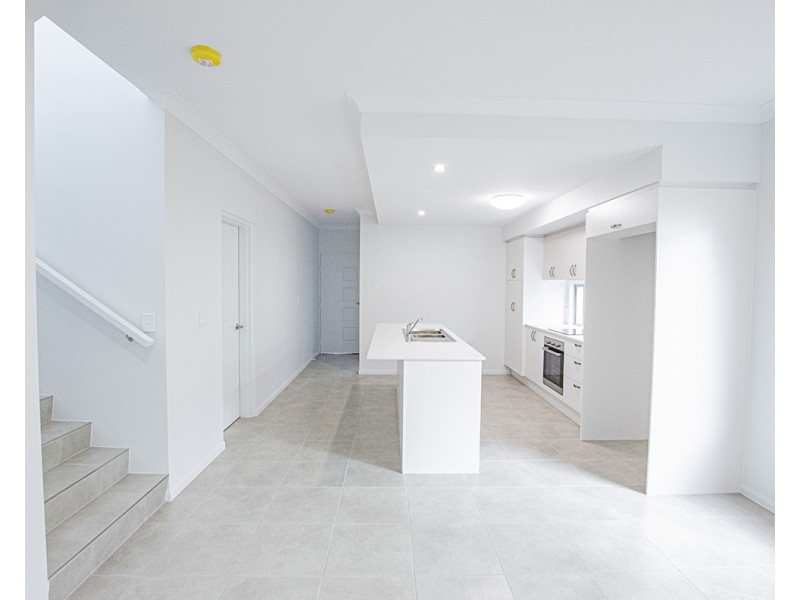 50 Edge Court, Manoora QLD 4870