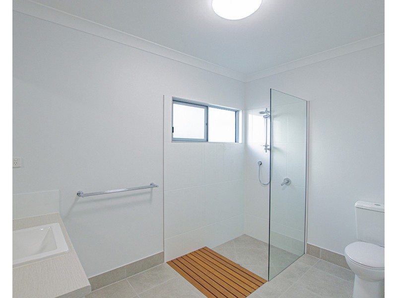 50 Edge Court, Manoora QLD 4870