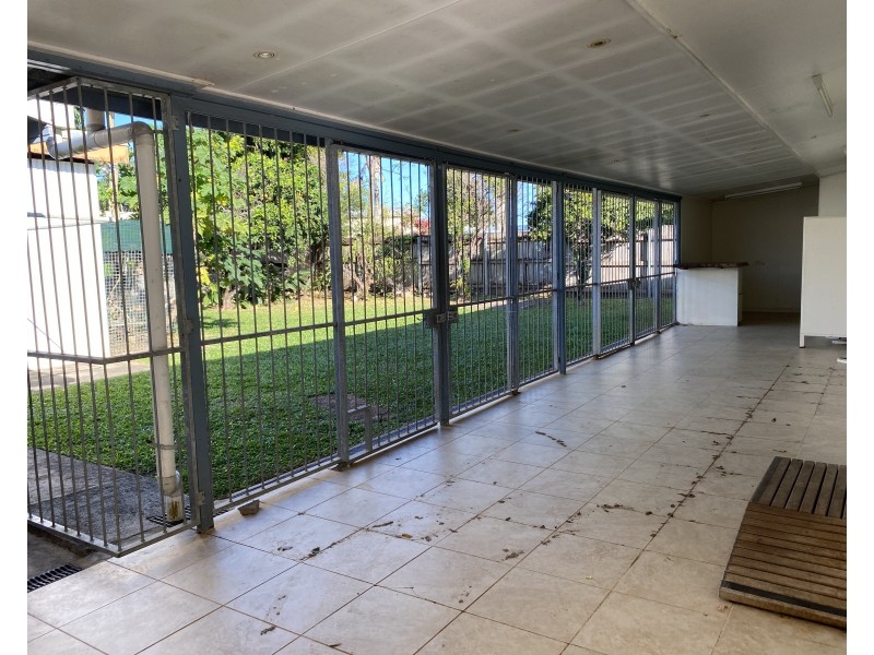 24 Nephrite Street, Woree QLD 4868