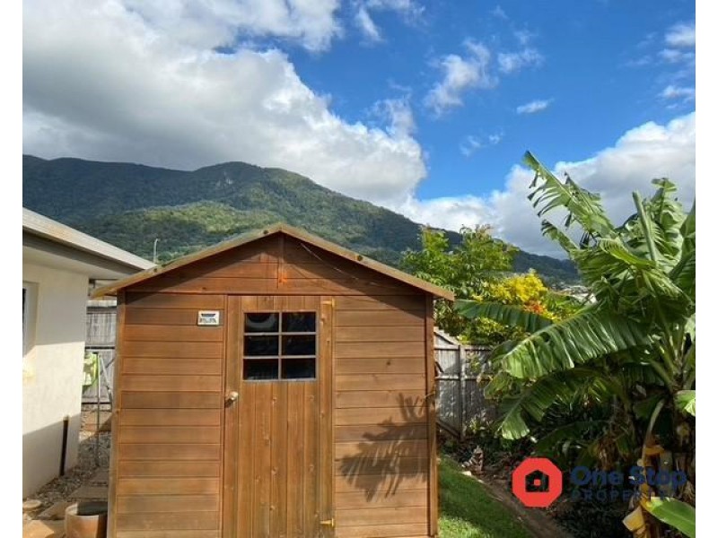30 Larsen Road, Redlynch QLD 4870