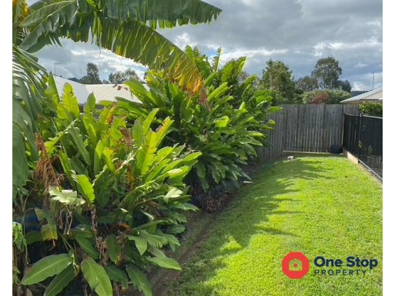 30 Larsen Road, Redlynch QLD 4870