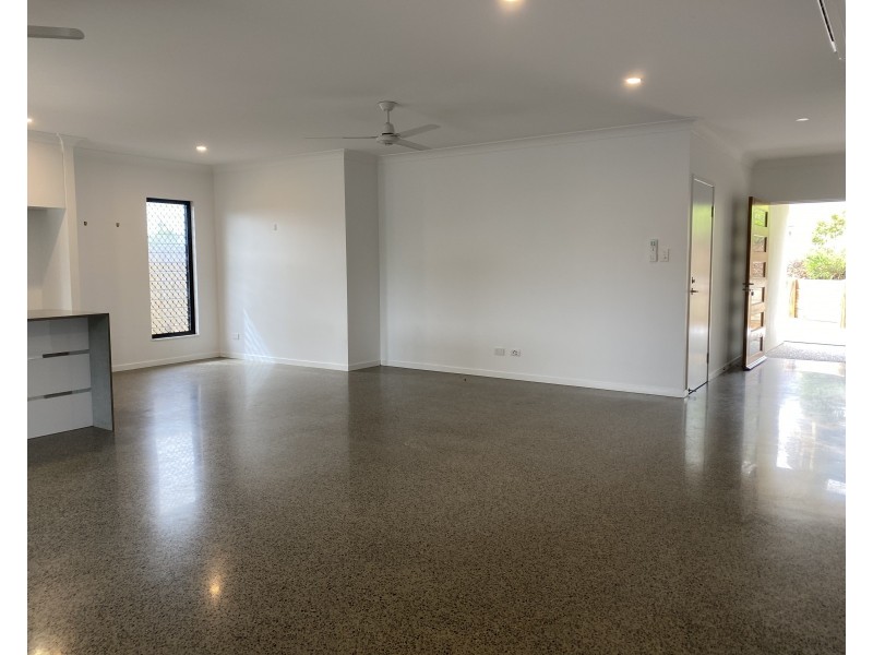 8 Moonlight Terrace, Mount Sheridan QLD 4868