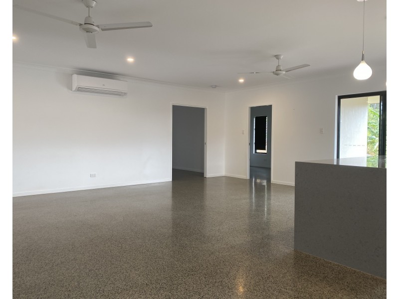 8 Moonlight Terrace, Mount Sheridan QLD 4868
