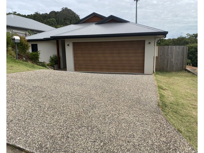 8 Moonlight Terrace, Mount Sheridan QLD 4868