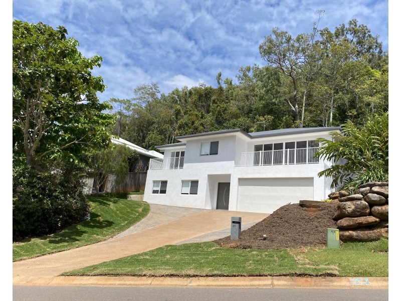 39 Flagship Drive, Trinity Beach QLD 4879