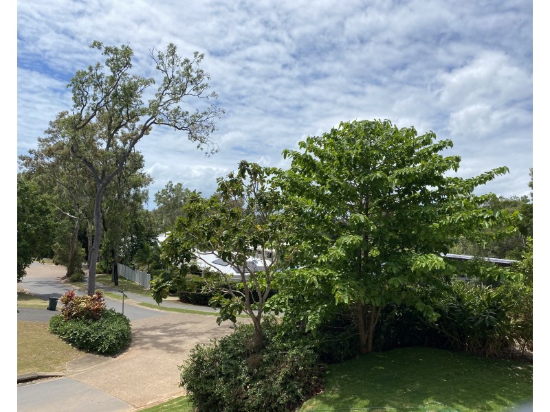 39 Flagship Drive, Trinity Beach QLD 4879