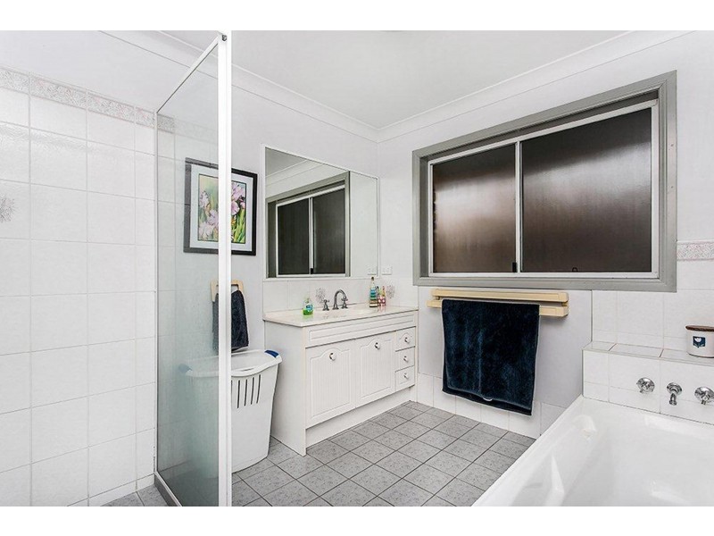 54 Balemo Drive, Ocean Shores NSW 2483