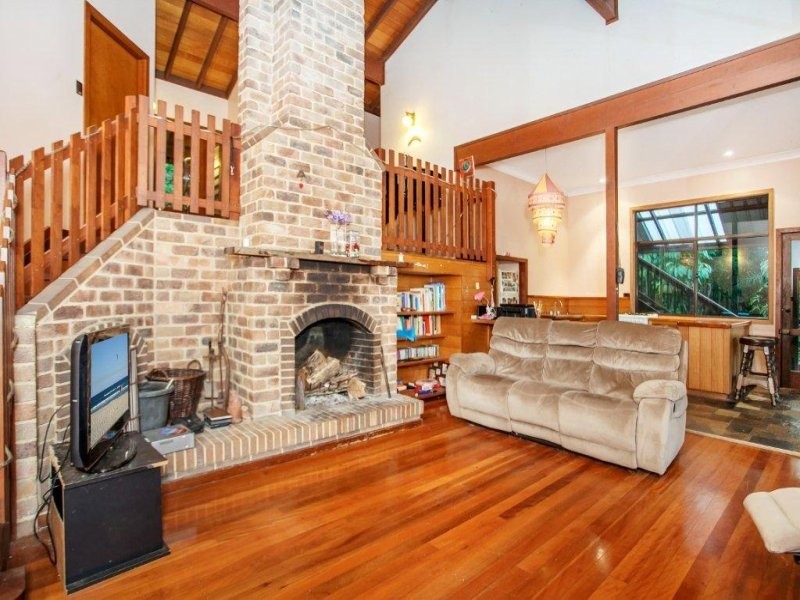 1 Oola Place, Ocean Shores NSW 2483