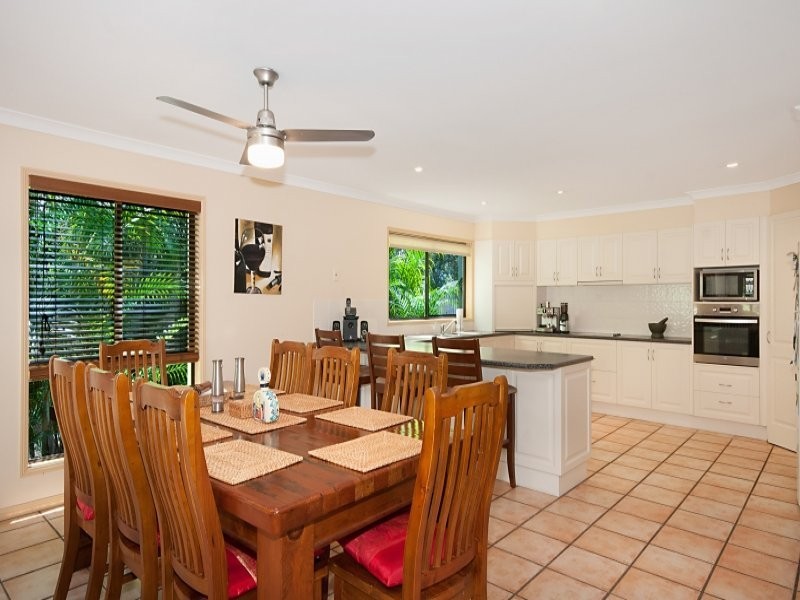 4 Dugun Court, Ocean Shores NSW 2483