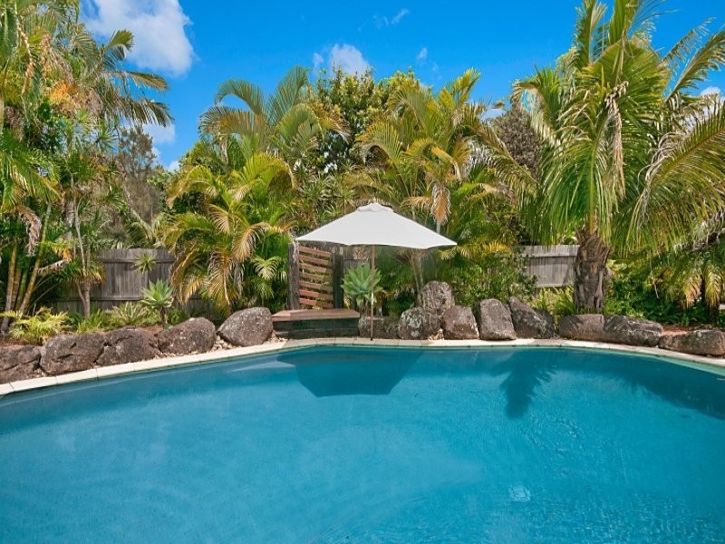 4 Dugun Court, Ocean Shores NSW 2483