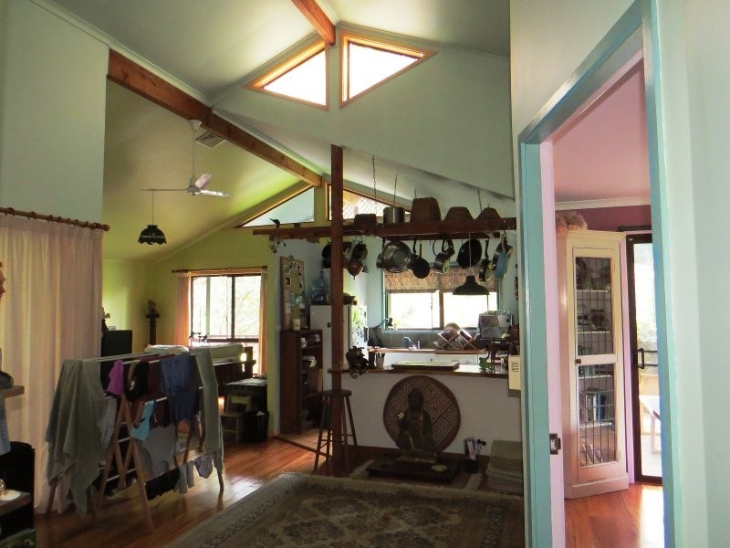 9 Inderwong Ave, Ocean Shores NSW 2483