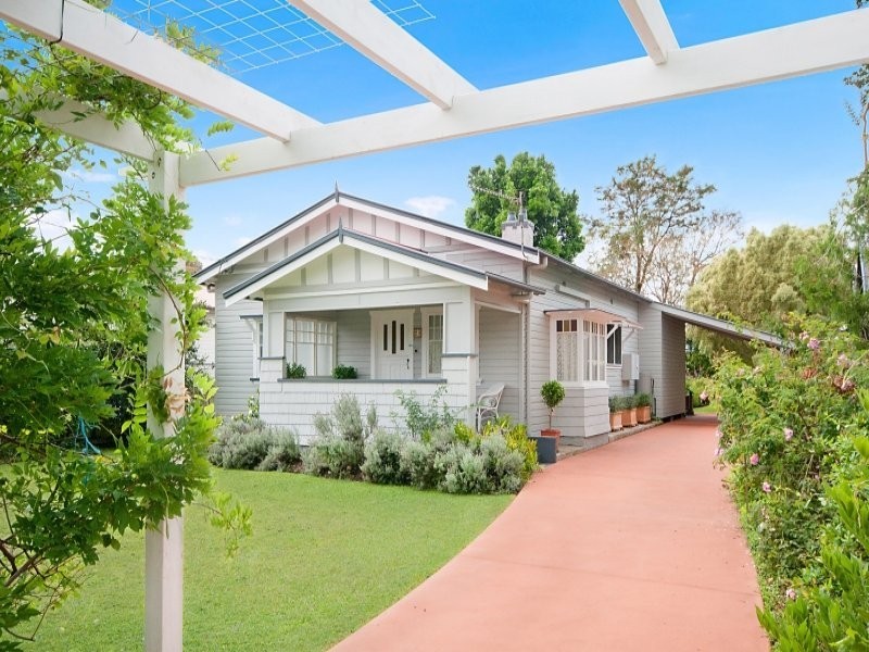 24 Stuart St, Mullumbimby NSW 2482