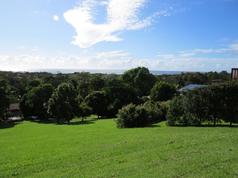 8A Yengarie Way, Ocean Shores NSW 2483