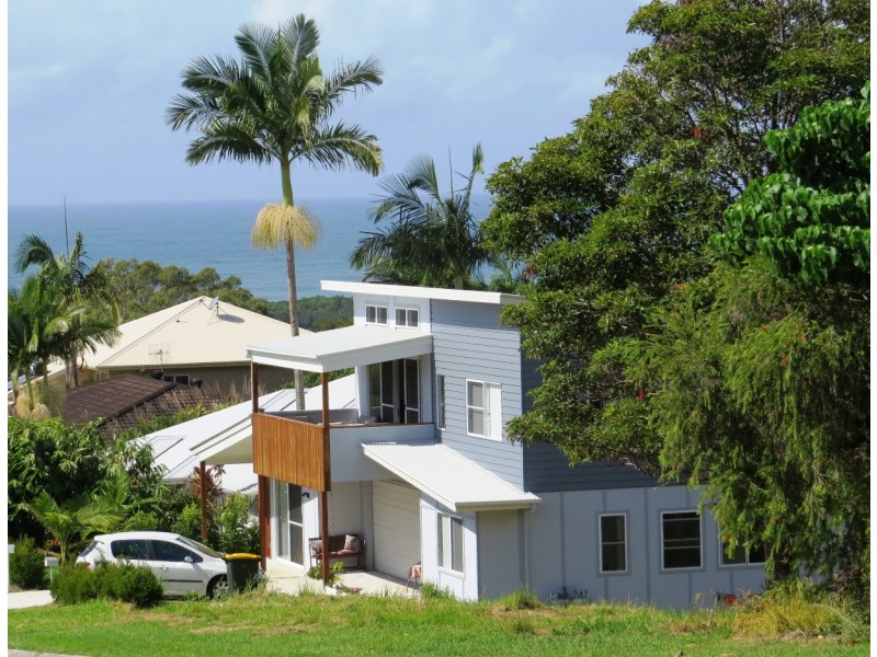 45 Yalla Kool Drive, Ocean Shores NSW 2483