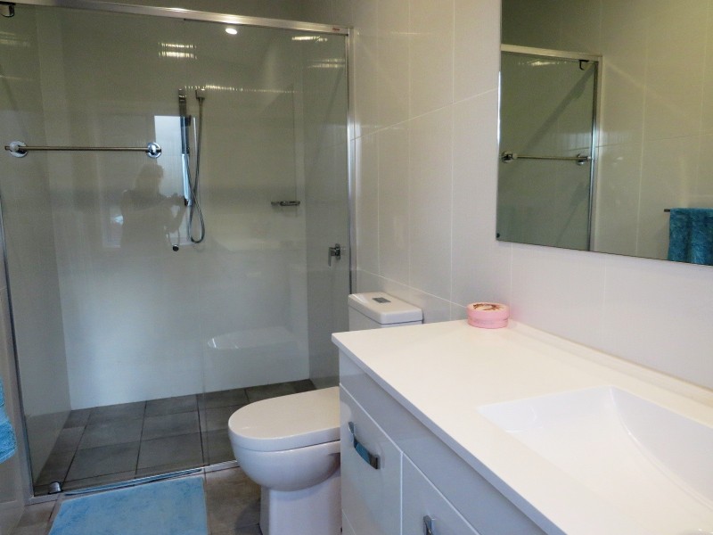 45 Yalla Kool Drive, Ocean Shores NSW 2483