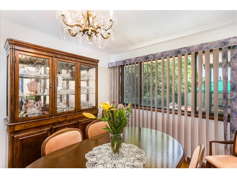 2 Harah Court, Ocean Shores NSW 2483