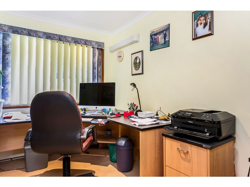 2 Harah Court, Ocean Shores NSW 2483