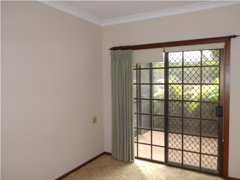 8/1 Rajah Road, Ocean Shores NSW 2483