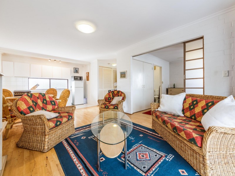 10/307 Cambridge Street, Wembley WA 6014