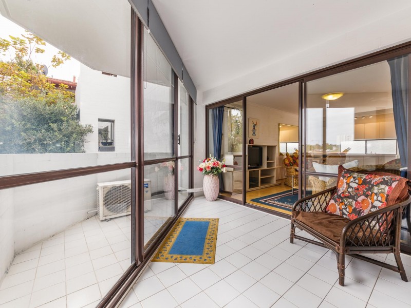 10/307 Cambridge Street, Wembley WA 6014