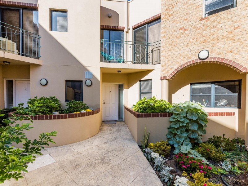 16/160 Hampden Road, Nedlands WA 6009