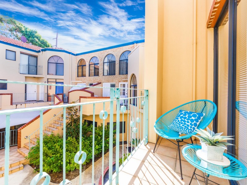 16/160 Hampden Road, Nedlands WA 6009