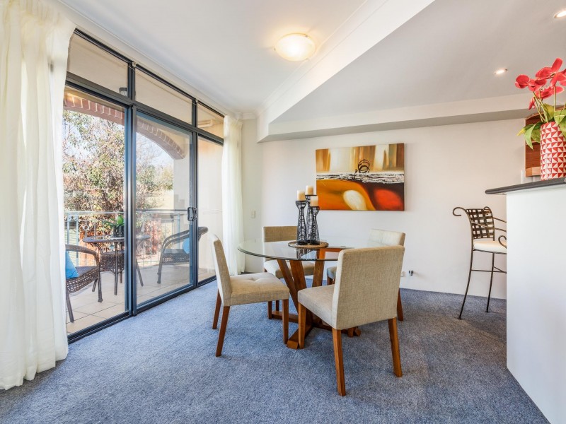16/160 Hampden Road, Nedlands WA 6009