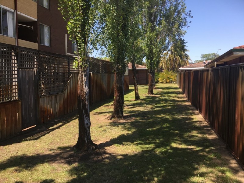 2E/47 Herdsman Parade, Wembley WA 6014