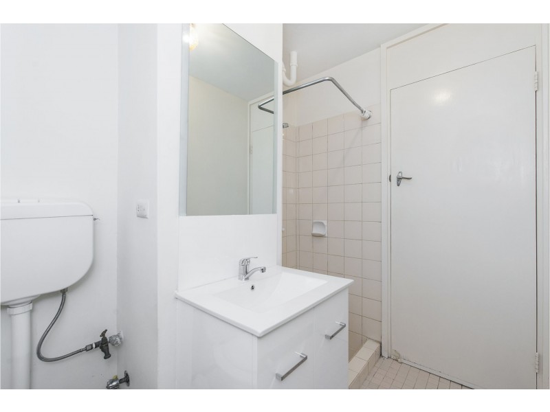 13/190 Railway Parade, West Leederville WA 6007