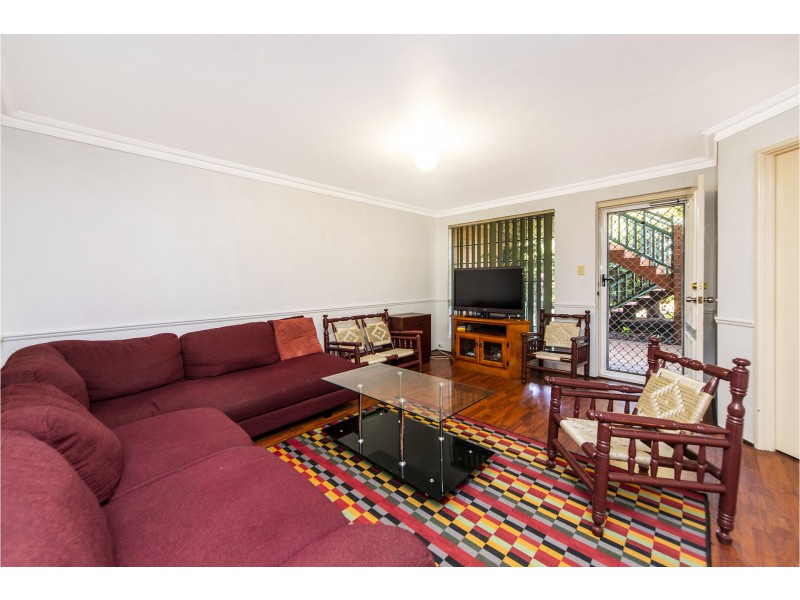 33/1 MOONDINE DRIVE, Wembley WA 6014