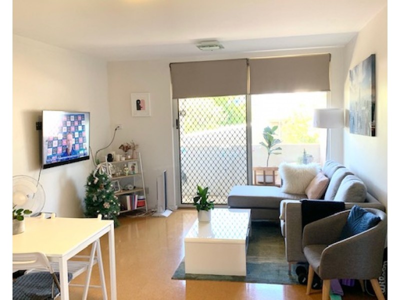 11/ 190 Railway Parade, West Leederville WA 6007