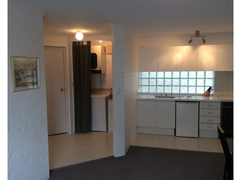 14/303 Cambridge Street, Wembley WA 6014