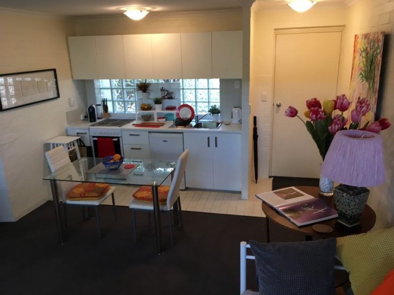 1/303 Cambridge Street, Wembley WA 6014